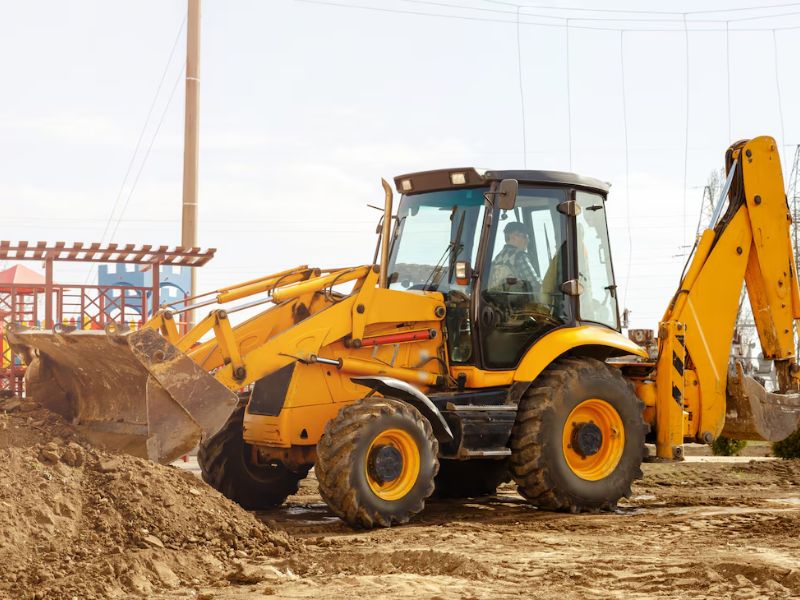 JCB on Rent vs Buying: Why Ready-Mix Concrete Suppliers in Delhi Recommend Rentals